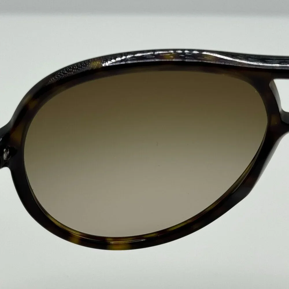 Burberry Sunglasses B 4063 3002/13 Italy 58-14-140 - Picture 7 of 8